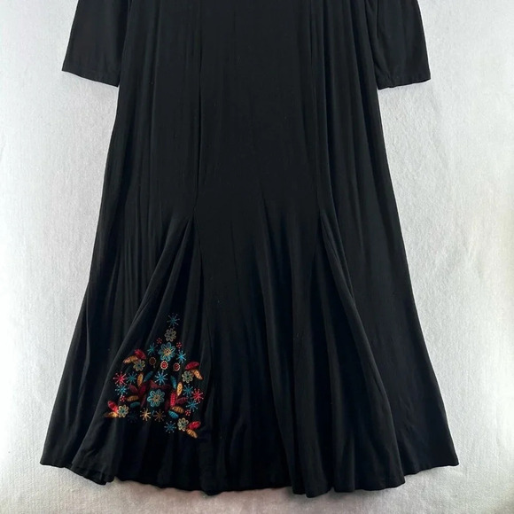 Soft Surroundings Dress Size S Floral Embroidered Maxi Boho Fit & Flare Black - Picture 4 of 13